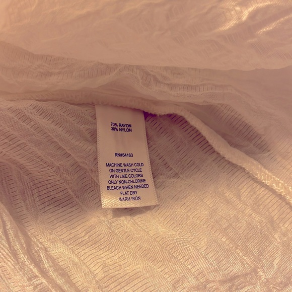 Beautiful Mark New York  Blouse - Picture 7 of 7